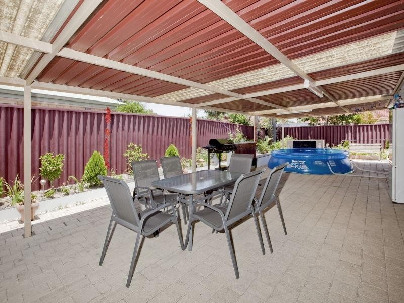 67 Badgingarra Gardens, Ballajura WA 6066