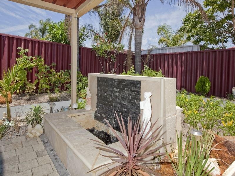 67 Badgingarra Gardens, Ballajura WA 6066