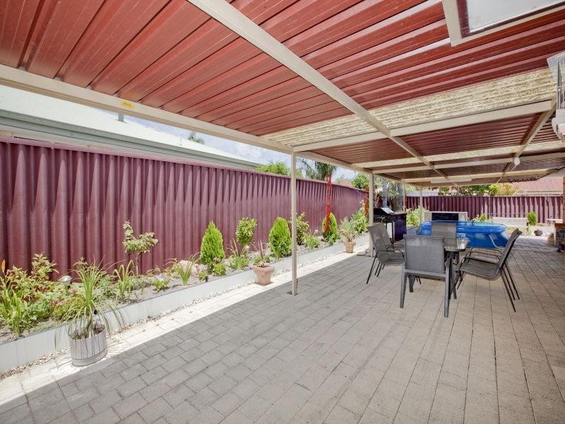 67 Badgingarra Gardens, Ballajura WA 6066