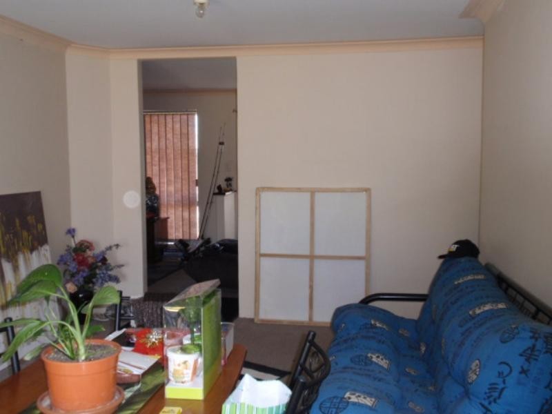 32 Borah Court, Caversham WA 6055