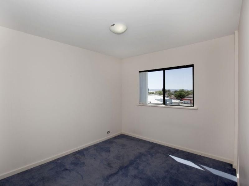 15/18 Tanunda Drive, Rivervale WA 6103