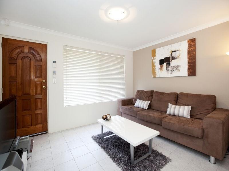 16 Sinai Place, Lockridge WA 6054