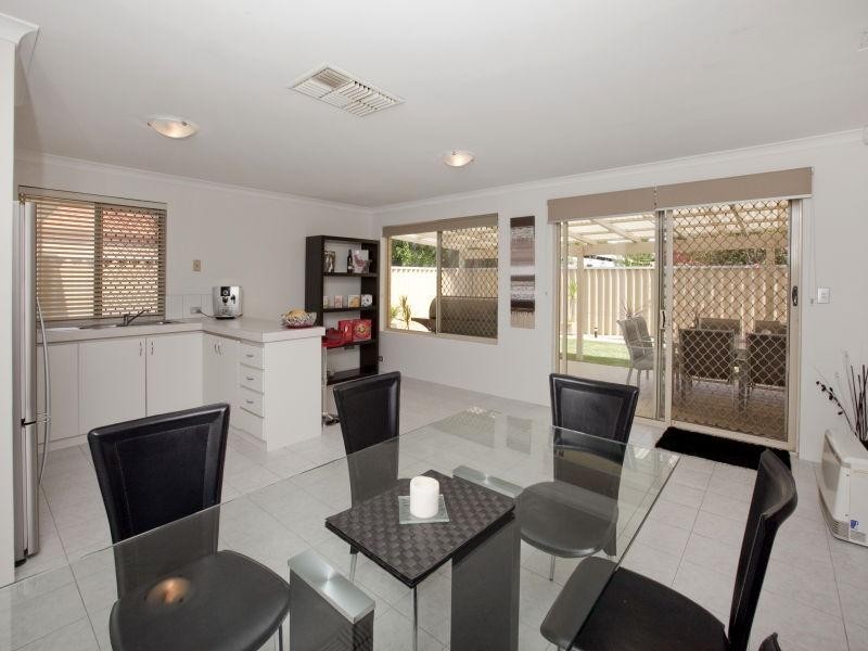 16 Sinai Place, Lockridge WA 6054