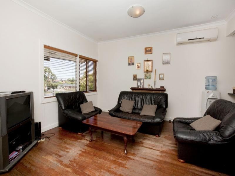 128 Broun Avenue, Embleton WA 6062