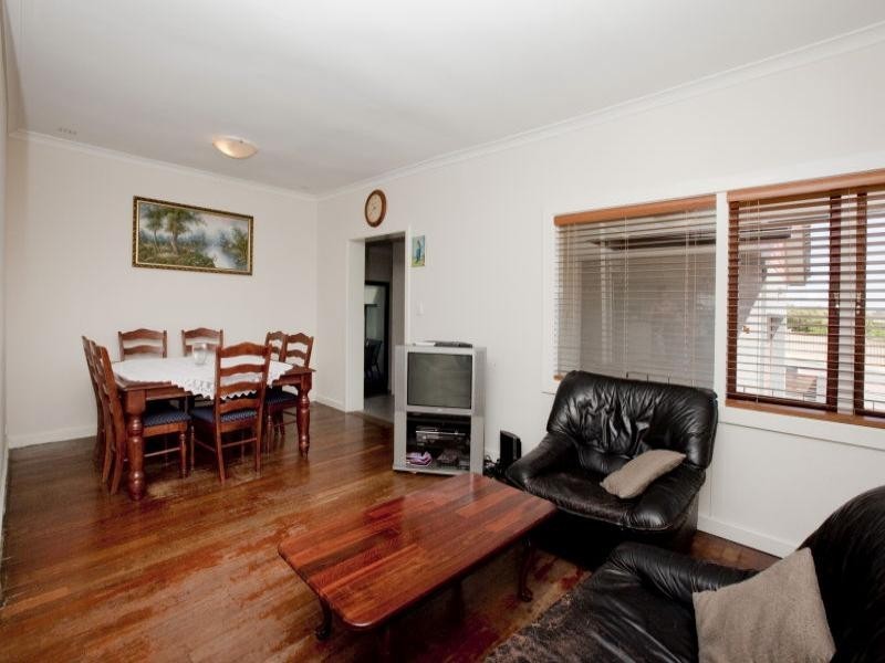 128 Broun Avenue, Embleton WA 6062