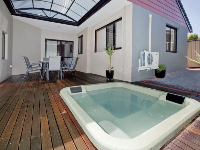 128 Broun Avenue, Embleton WA 6062