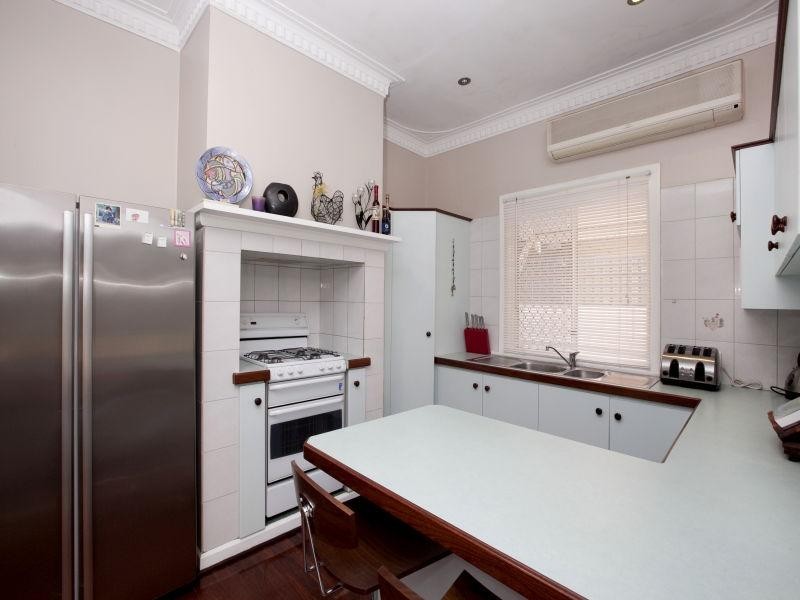 145 Bulong Avenue, Redcliffe WA 6104