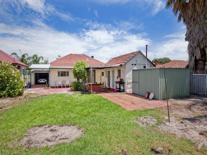 145 Bulong Avenue, Redcliffe WA 6104
