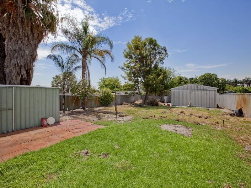 145 Bulong Avenue, Redcliffe WA 6104