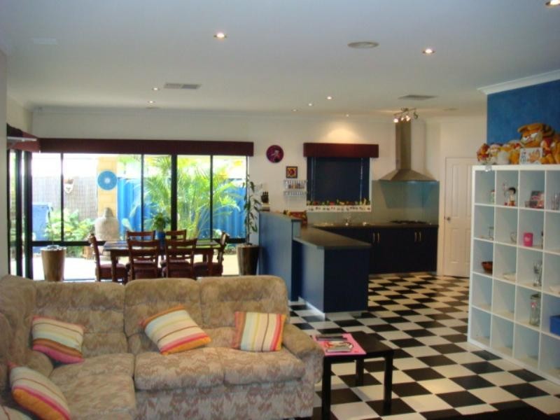 5 Domatia Boulevard, Beechboro WA 6063