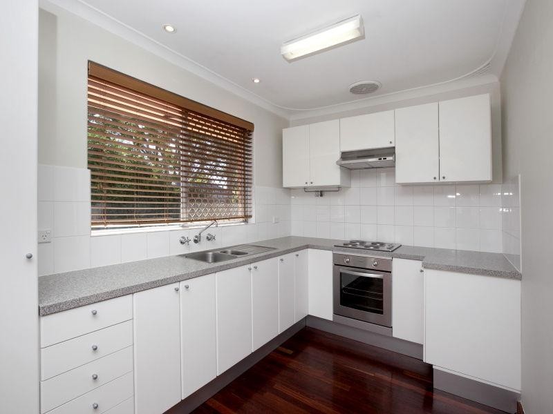 4 Collingwood Street, Dianella WA 6059