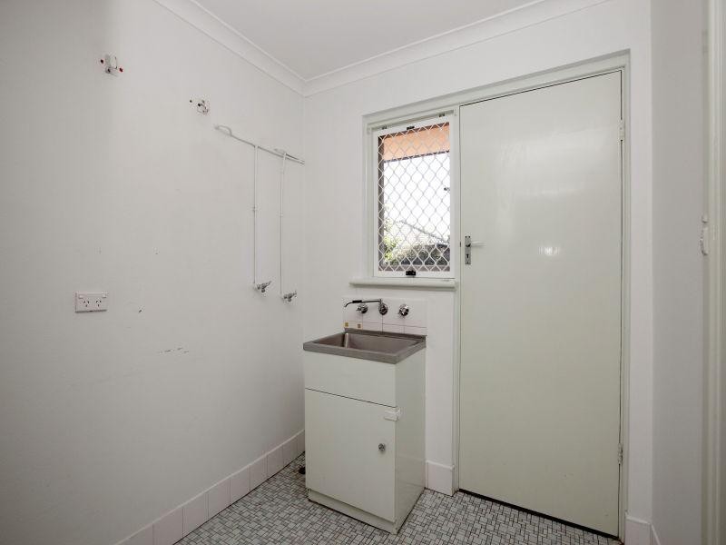 4 Collingwood Street, Dianella WA 6059