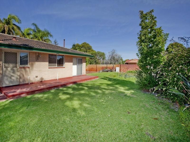 4 Collingwood Street, Dianella WA 6059