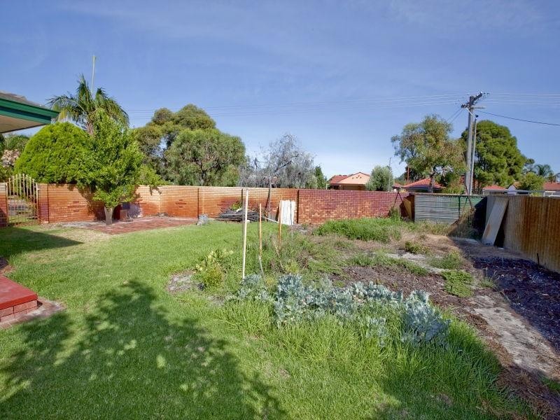 4 Collingwood Street, Dianella WA 6059