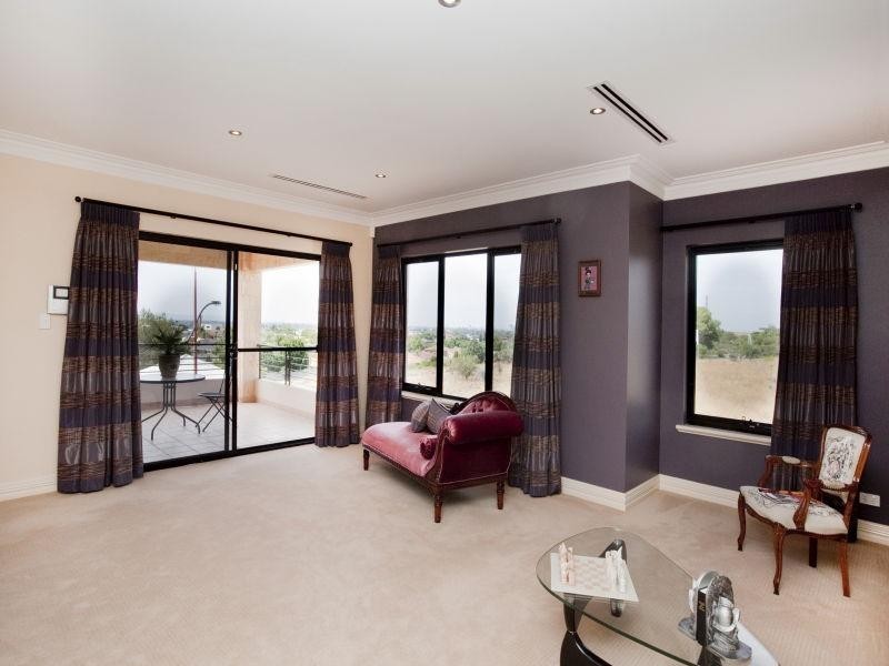 47 Santara Circle, Dianella WA 6059