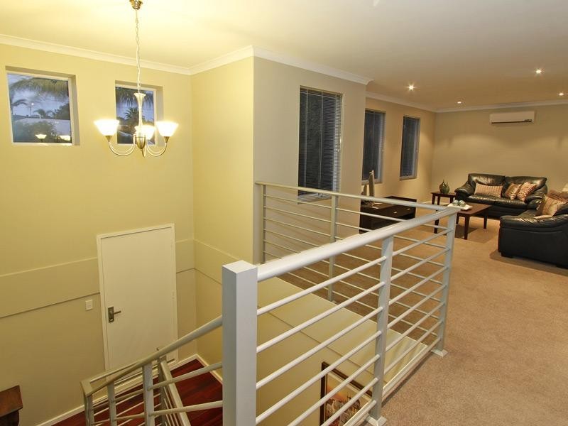 55 David Crescent, Hillarys WA 6025