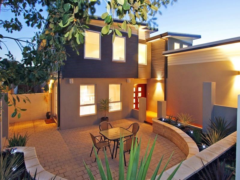 55 David Crescent, Hillarys WA 6025