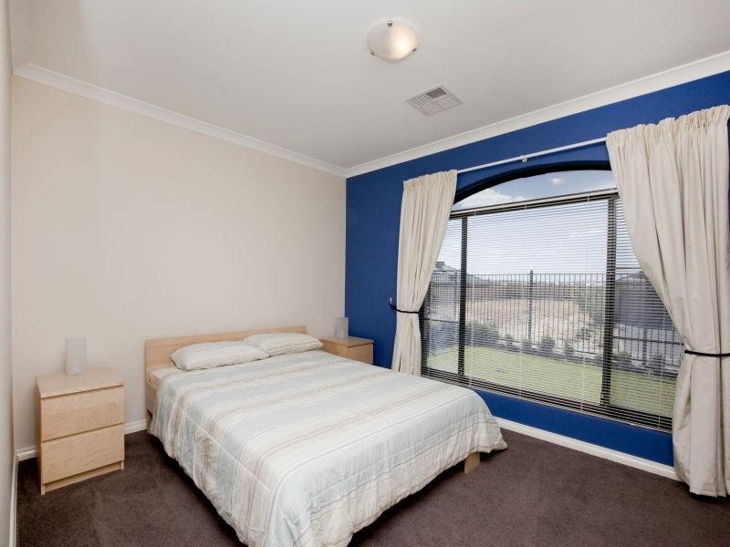 36 Mutiny Terrace, Quinns Rocks WA 6030