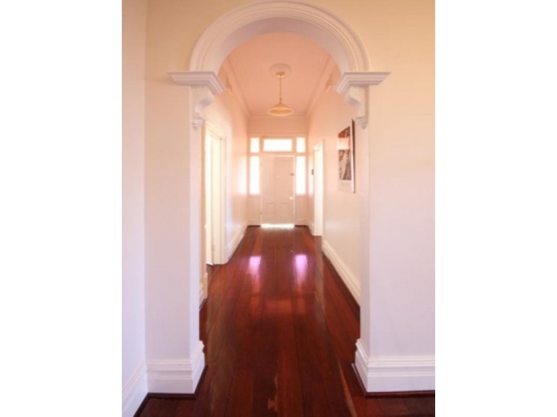 19 Fourth Avenue, Bassendean WA 6054