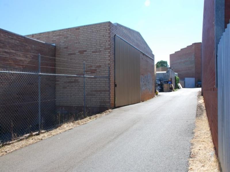 12 Irvine Street, Bayswater WA 6053