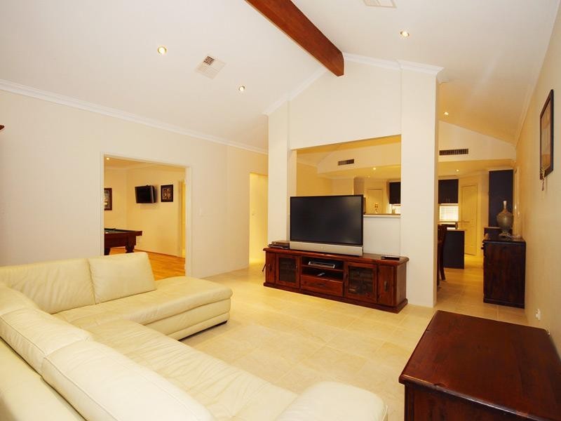 1 Glasson Way, Darch WA 6065