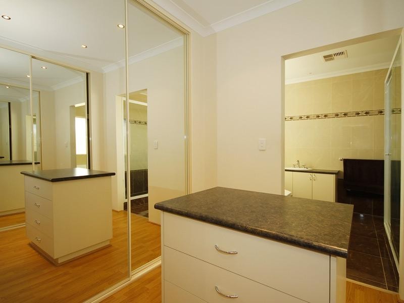 1 Glasson Way, Darch WA 6065