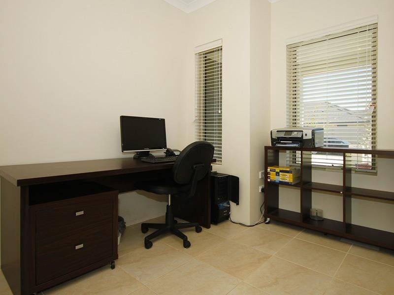 1 Glasson Way, Darch WA 6065