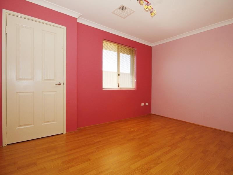 1 Glasson Way, Darch WA 6065