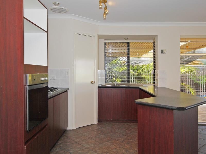 19 Alsace Avenue, Caversham WA 6055