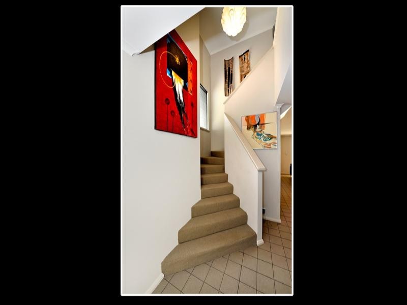 2/110 Caledonian Avenue, Maylands WA 6051