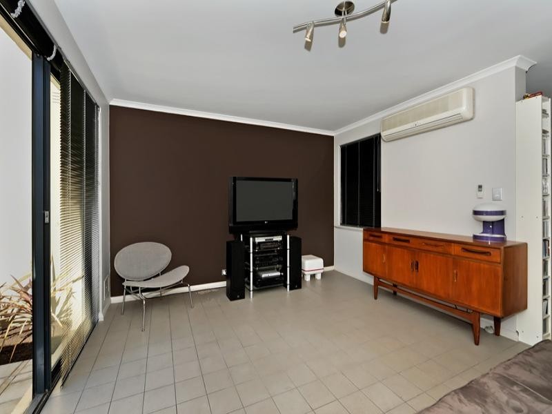 2/110 Caledonian Avenue, Maylands WA 6051