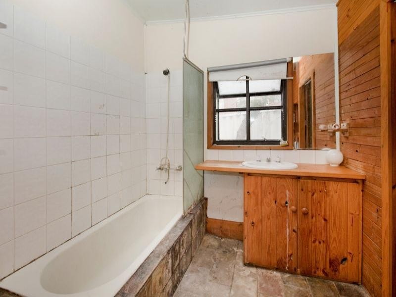 1 Cambridge Street, Maylands WA 6051