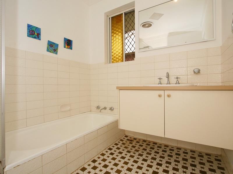 17 Collingwood Street, Dianella WA 6059