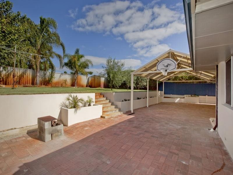 61 Germain Way, Lockridge WA 6054
