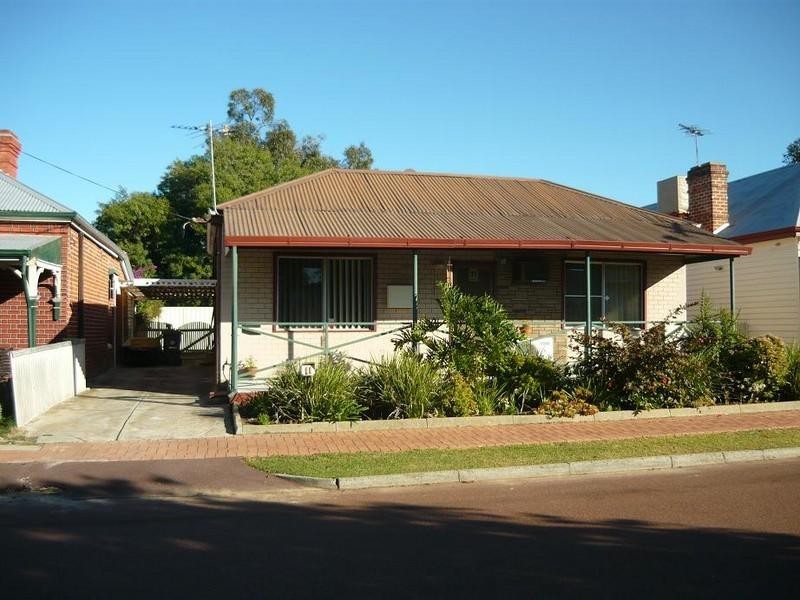 11 Hubert Street, Guildford WA 6055