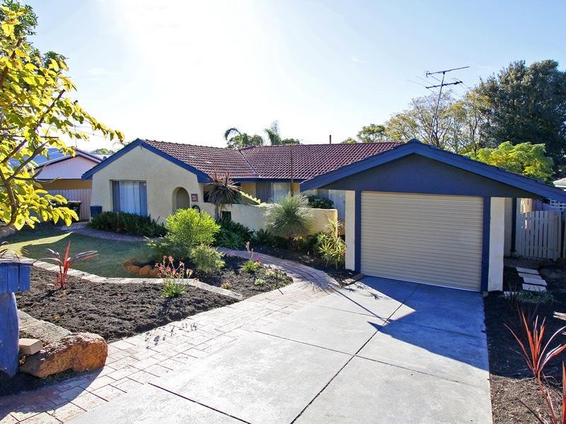35 Melaleuca Drive, Greenwood WA 6024