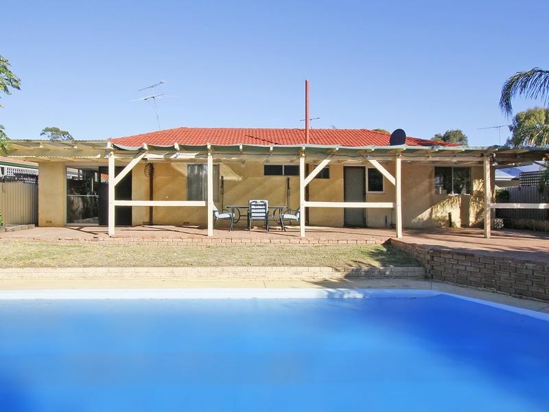 35 Melaleuca Drive, Greenwood WA 6024