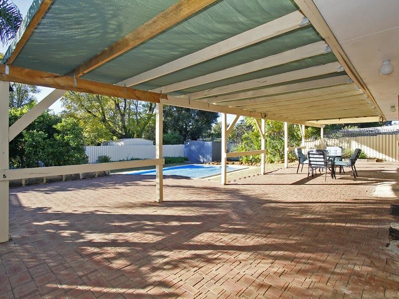 35 Melaleuca Drive, Greenwood WA 6024