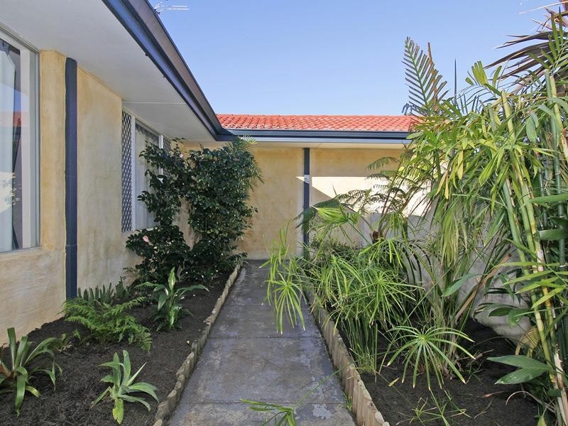 35 Melaleuca Drive, Greenwood WA 6024