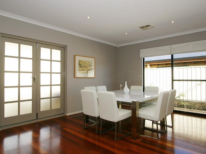 10 Hillsdale Rise, Darch WA 6065