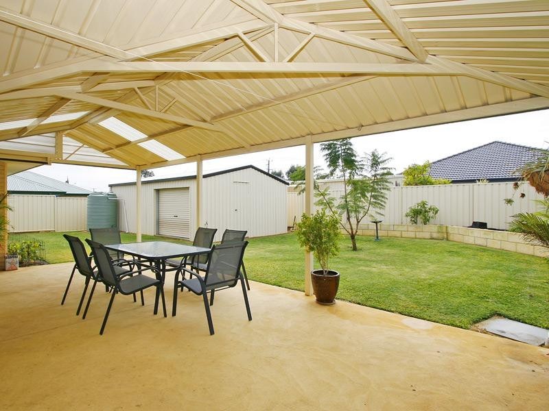 123 Fruit Tree Crescent, Forrestfield WA 6058