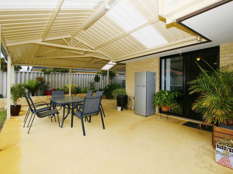 123 Fruit Tree Crescent, Forrestfield WA 6058