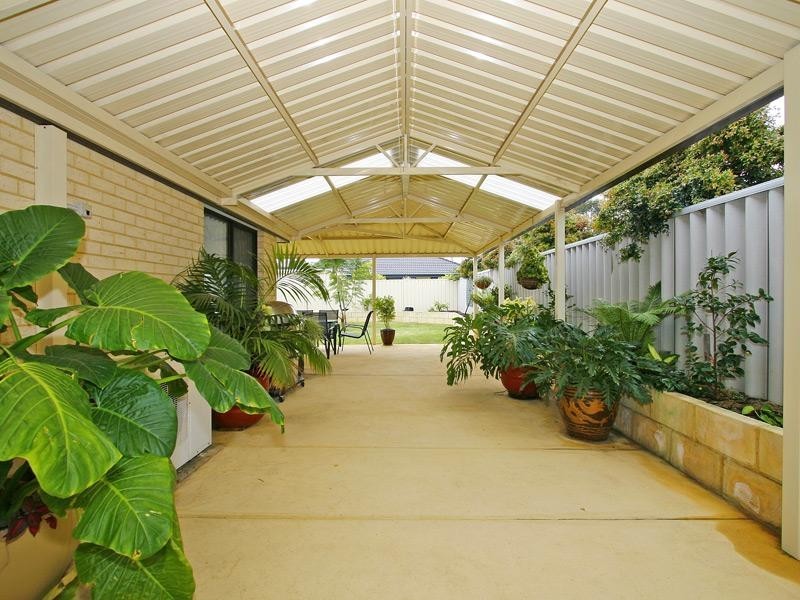 123 Fruit Tree Crescent, Forrestfield WA 6058