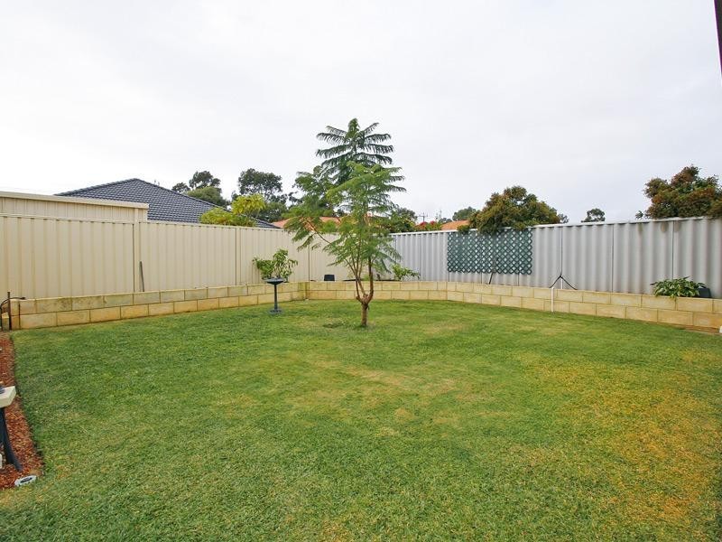 123 Fruit Tree Crescent, Forrestfield WA 6058