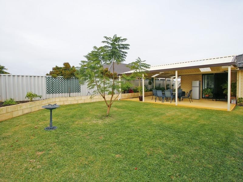 123 Fruit Tree Crescent, Forrestfield WA 6058