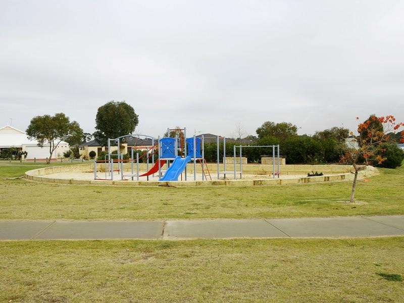 123 Fruit Tree Crescent, Forrestfield WA 6058