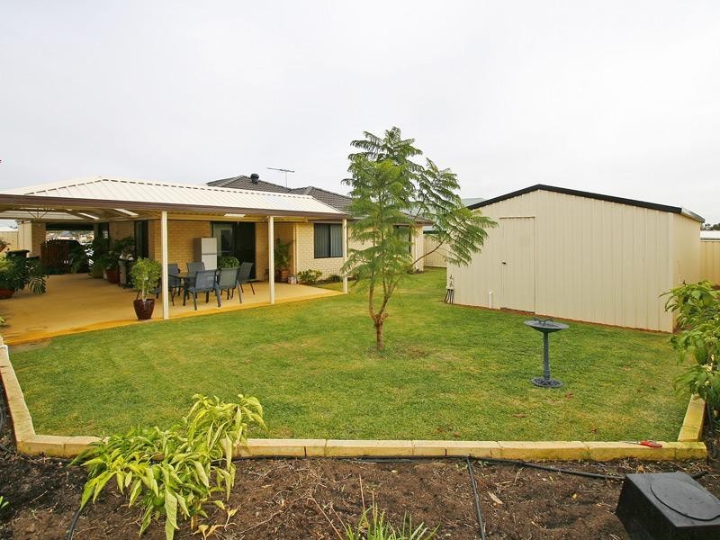 123 Fruit Tree Crescent, Forrestfield WA 6058