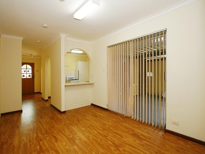 2 Babington Crescent, Bayswater WA 6053