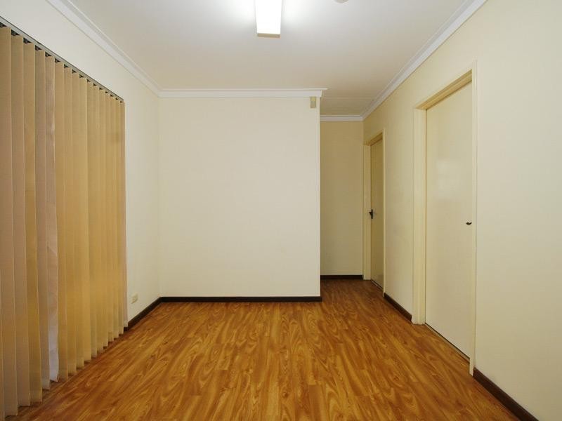 2 Babington Crescent, Bayswater WA 6053