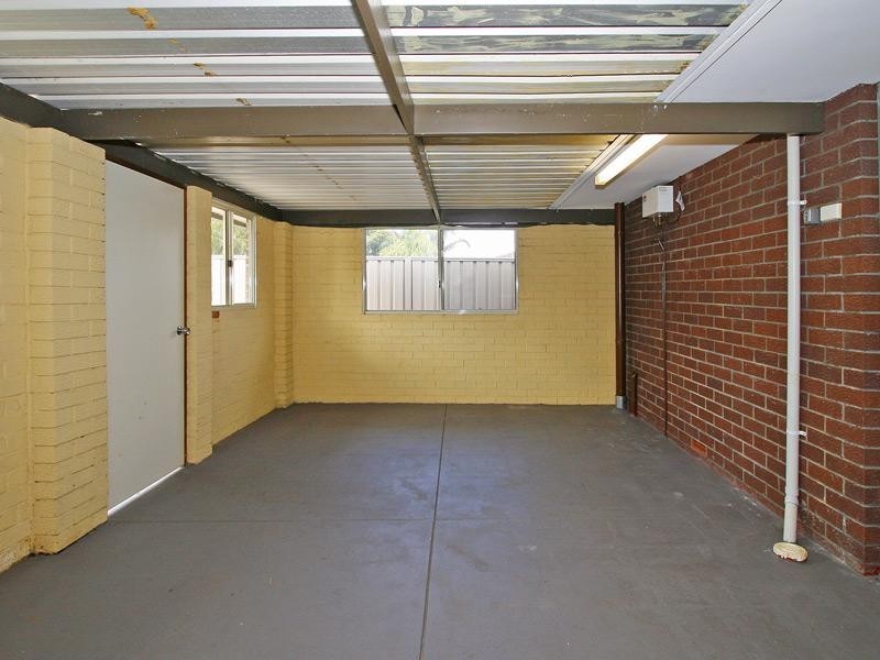 2 Babington Crescent, Bayswater WA 6053